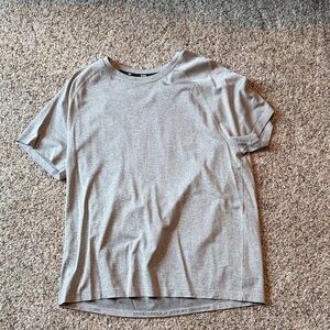 RHONE Men's Gray Short Sleeve Tee